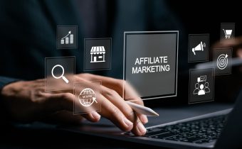 Blogger applying affiliate marketing strategies to grow blog income