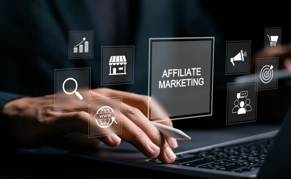 Blogger applying affiliate marketing strategies to grow blog income